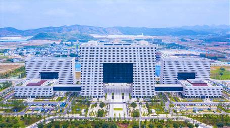 柳州市柳東新區企業總部大樓工程迎來中國安裝之星評審專家組復檢