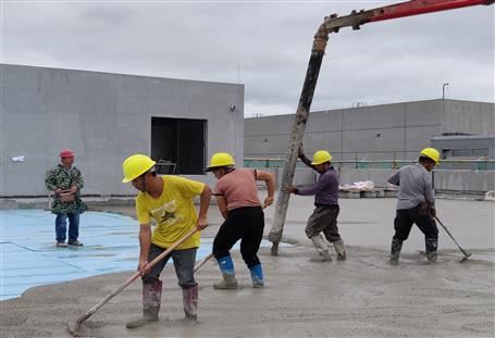 【奮戰80天·沖刺四季度】 加快項目建設進度 保質保量完成任務