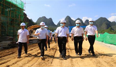 徐丹華到河池市企業教育基地項目調研